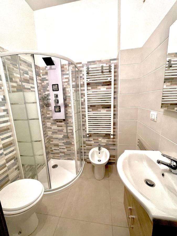 Lugaro Guest House Torino Kültér fotó