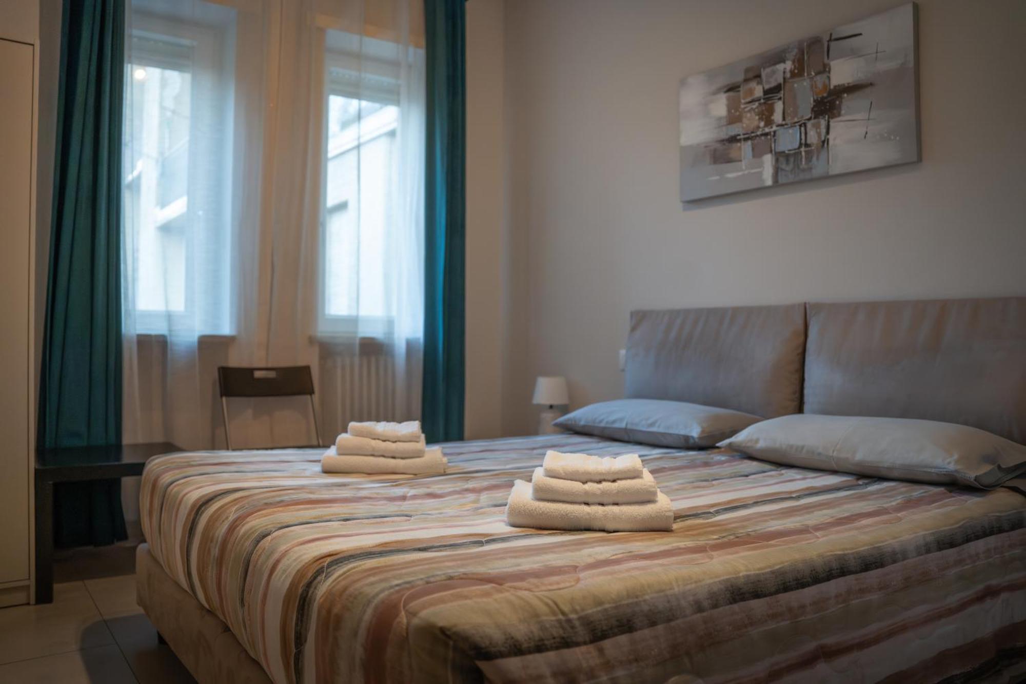 Lugaro Guest House Torino Kültér fotó